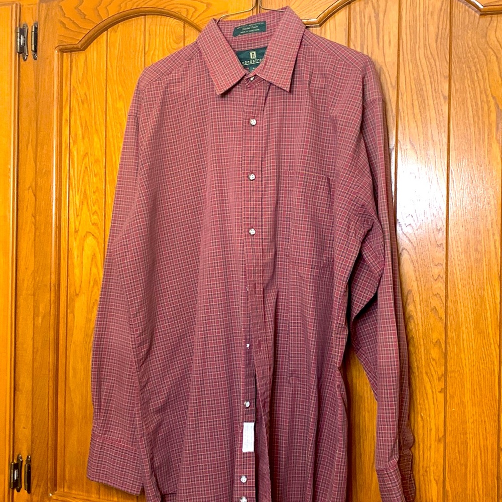 Nordstrom men’s M button down blended poplin shirt